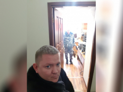 Мэрию Волжского эвакуировали из-за сообщения о минировании