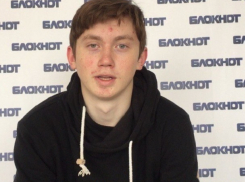 Полицейские «шьют» оппозиционное дело 16-летнему студенту, отец которого защищал Волгоград от Навального 