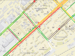 Ворошиловский район Волгограда стоит в пробке из-за нескольких ДТП