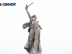 Чиновники с благими намерениями сделали Волгоград серым и безрадостным до новогодних праздников