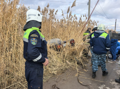Двое 15-летних погибли в утонувших «Жигулях» в Волгограде