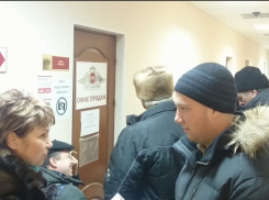 Оплатить ОСАГО без дополнительных услуг в Волгограде можно только с полицейскими