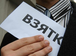 Должник 2 млн под Волгоградом пытался откупиться от пристава за 3 тысячи