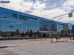 Дебошир вынудил развернуть самолет «Аэрофлота» в Волгоград