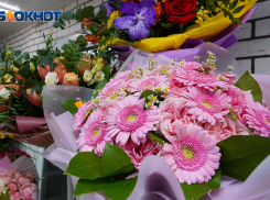 Флориста из Волгограда перестали пускать на работу: она пошла в суд и получила крупную компенсацию