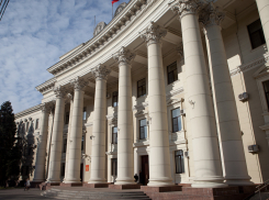 Из администрации Волгоградской области уволили 113 чиновников