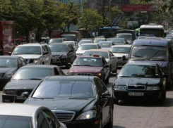В Волгограде на 2 недели перекроют движение на улице Ким 
