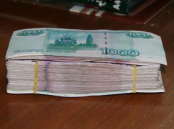 Чиновники утверждают: в Волгограде стремительно растет зарплата