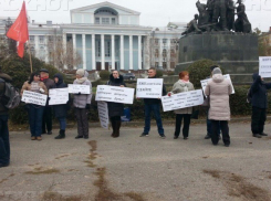 В Волгограде состоится третий пикет против аутсорсинга в детских садах