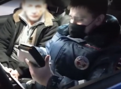 На выходных 37 водителей решили прокатиться пьяными в Волгоградской области: видео 