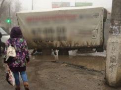 Весна по-волгоградски: дайджест того, что ушло под землю вместе со снегом