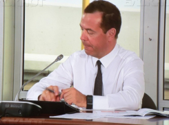 На видео попал музыкальный туалет, подготовленный к визиту Дмитрия Медведева в Волгоград