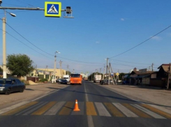 10-летнего волгоградца сбил неизвестный водитель и скрылся с места ДТП