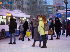 Трудовые будни в Волгограде начались с небольшого минуса и снежка