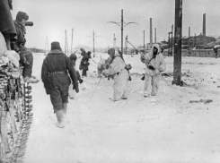 24 декабря 1942 года – под Сталинградом советские войска сорвали контрудар противника   