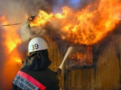 За сутки сгорело два автомобиля в Волгоградской области