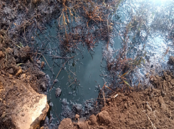 В Волгоградской области обнаружены нефтепродукты в земле