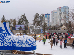 Ледовый каток готовят к открытию в Волгограде 