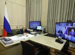 Михаил Мишустин потребовал у волгоградских властей реального отчёта по ситуации с COVID-19 и новых мер борьбы с ним