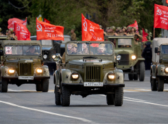 Ремонтный переполох устроили в Волгограде к 80-летию Победы: от сортиров до знамен