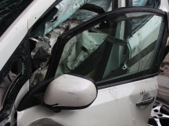 На трассе под Волгоградом разбилась семья из Пензы: скончалась женщина и пострадал младенец