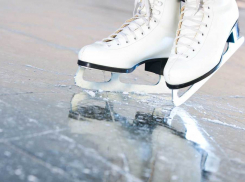 Новый каток открылся в сквере Саши Филиппова в Волгограде