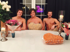 Поп-певец из Волгограда Прохор Шаляпин обнажился к 8 марта 