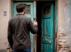 Волгоградец умер, постучав в дверь к незнакомцу