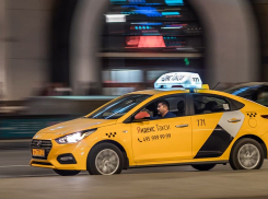 Выручка партнеров «Яндекс.Такси» в 2020 году составила 300 миллиардов рублей