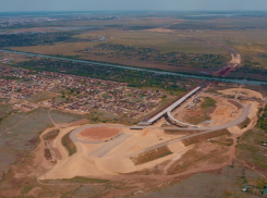 Мегастройку дорожного обхода Волгограда блогер показал с высоты