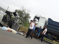 Смертельное ДТП на трассе Волгоград-Сызрань: 1 погиб, 4 в больнице