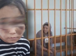 «Избивала ногами, утюгом, скалкой»: подробности избиения мачехой восьмилетней волгоградки готовы для суда
