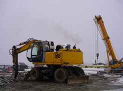 В Волгограде начался этап закладки фундамента под 120-метровое колесо обозрения