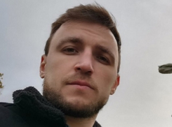 «Всё было добровольно, за деньги»: адвокат арестованного за секс с несовершеннолетними проститутками волгоградца