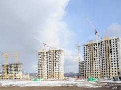 Недоступное жилье: ипотека дешевеет, квартиры страшно дорожают в Волгоградской области
