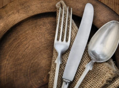 Друзья изнасиловали вилкой молодого мужчину под Волгоградом