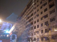 В Волжском во время страшного пожара из-за электрощитка погиб мужчина