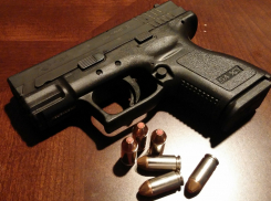 Хотел пострелять по банкам, но пуля пробила голову: под Волгоградом встреча друзей закончилась смертью 