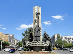 Руководители волгоградских УК проведут в колонии 17 лет