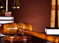 Экс-директора госучреждения в Волгограде решением суда оставили под стражей