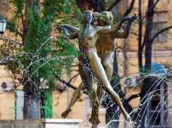 В Волгограде восстановят разрушенный «Фонтан влюбленных»