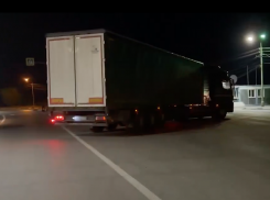 Задержание пьяного водителя фуры попало на видео под Волгоградом 