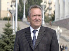 Бывший губернатор Волгоградской области Николай Максюта умер от последствий коронавируса