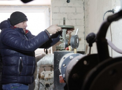 В Волгограде 16-этажный дом отключили от отопления и горячей воды за долг в 1,5 млн