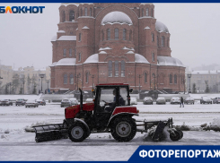 Хроника вторых суток снегопада в Волгограде: как власти проигрывают борьбу с погодой