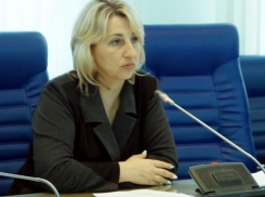 Высокопоставленная чиновница поздравила волгоградских прокуроров ворованным текстом