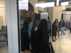 В Волгограде после нападения охранника музея «Россия. Моя история» ребенку нужна помощь психолога