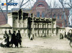 Тогда и сейчас: здание, где в Царицыне готовили водку,  в Волгограде превратили в разруху