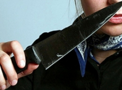 В Михайловке 34-летняя женщина вонзила нож в сердце знакомой