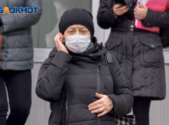 Волгоградцы до сих пор не поняли, нужно ли носить на улице маску